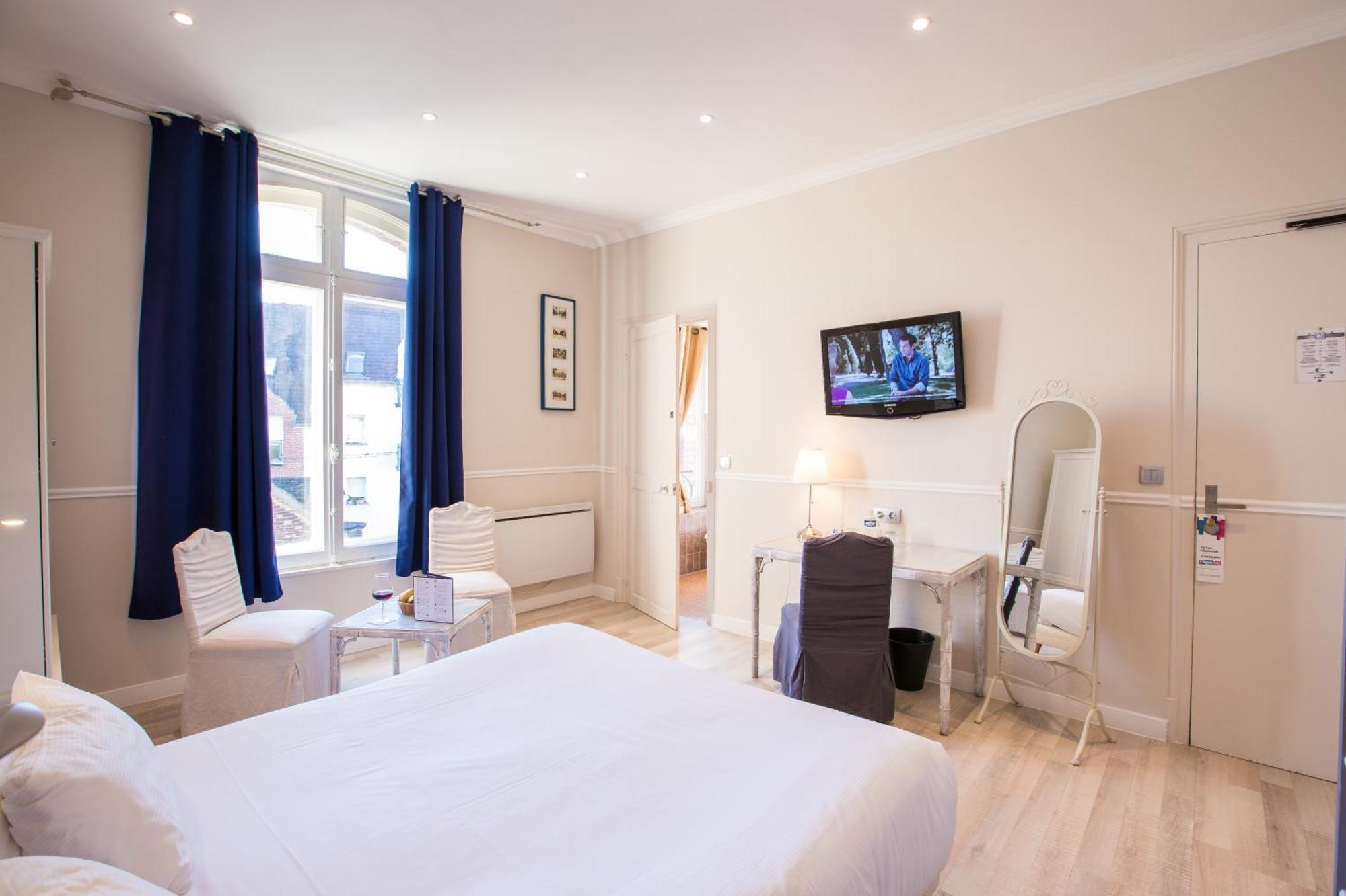 Chenal Hotel Beauvais Room photo